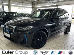 Grau Gebraucht 2023 BMW iX3 M Sport SUV | 43.899 € (Superpreis)