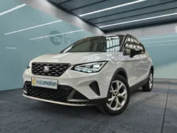 Weiß Gebraucht 2025 Seat Arona FR SUV | 24.475 € (Fairer Preis)
