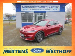 Rot Gebraucht 2022 Ford Mustang Mach-E SUV | 31.892 € (Guter Preis)