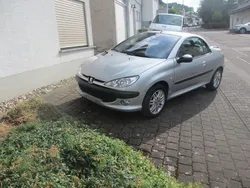 Silber Gebraucht 2003 Peugeot 206 CC Platinum Cabrio | 1.950 € (Fairer Preis)