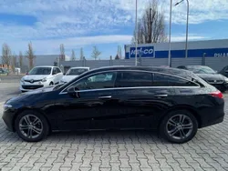 Schwarz Gebraucht 2021 Mercedes CLA200 Shooting Brake Kombi | 25.490 € (Fairer Preis)