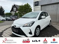 Super white 2 Gebraucht 2020 Toyota Yaris Comfort Limousine | 11.400 € (Fairer Preis)