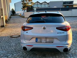 Andere farben Gebraucht 2020 Alfa Romeo Stelvio Veloce SUV | 27.900 € (Teuer)