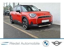 Rebel red metallic Gebraucht 2024 Mini Aceman Favoured SUV | 38.290 € (Superpreis)