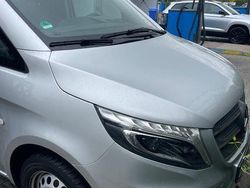 Silber Gebraucht 2019 Mercedes Vito Van / Kleinbus | 19.500 €