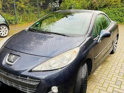 Blau Gebraucht 2012 Peugeot 207 CC Cabrio | 4.400 € (Fairer Preis)