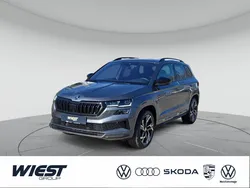 Graphitegrau metallic Gebraucht 2024 Skoda Karoq SportLine SUV | 42.733 € (Teuer)