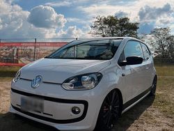 Weiß Gebraucht 2014 VW up! Groove Kleinwagen | 6.500 € (Fairer Preis)