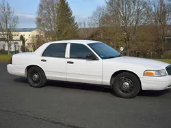 Weiß Gebraucht 2008 Ford Crown Victoria Limousine | 11.000 €