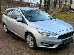 Silber Gebraucht 2017 Ford Focus Business Edition Kombi | 7.300 € (Fairer Preis)