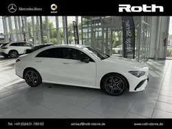 Weiß Gebraucht 2024 Mercedes CLA200 AMG Limousine | 35.429 € (Fairer Preis)