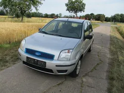 Silber Gebraucht 2005 Ford Fusion Ambiente Kleinwagen | 1.950 € (Guter Preis)