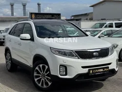 Weiß Gebraucht 2012 Kia Sorento Spirit SUV | 15.998 € (Teuer)