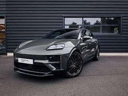 Grau Gebraucht 2024 Porsche Macan Turbo SUV | 119.999 €