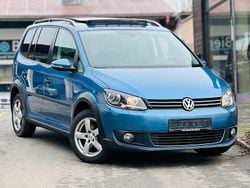 Blau Gebraucht 2012 VW Touran Cross Van / Kleinbus | 8.499 € (Guter Preis)