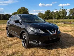 Schwarz Gebraucht 2017 Nissan Qashqai N-Connecta SUV | 13.200 € (Guter Preis)