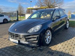 Schwarz Gebraucht 2015 Porsche Macan SUV | 20.990 €