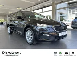 Schwarzmagic perleffekt Gebraucht 2022 Skoda Scala Ambition Kleinwagen | 14.980 € (Fairer Preis)