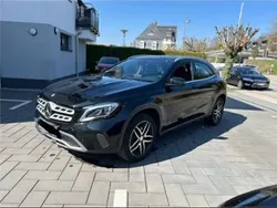 Schwarz Gebraucht 2017 Mercedes GLA220 SUV | 18.900 € (Guter Preis)