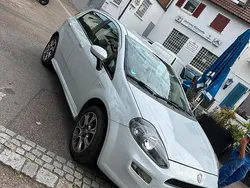 Weiß Gebraucht 2012 Fiat Grande Punto Kleinwagen | 4.999 €