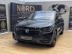 Grenadillschwarz met (metallic) Gebraucht 2023 VW Touareg Style SUV | 57.899 € (Guter Preis)