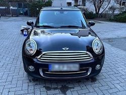 Schwarz Gebraucht 2012 Mini Cooper Cabriolet Cabrio | 7.700 € (Etwas zu teuer)