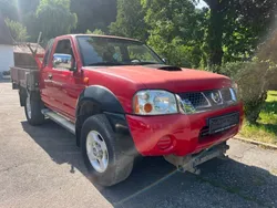 Rot Gebraucht 2005 Nissan PickUp Abholung | 4.999 €