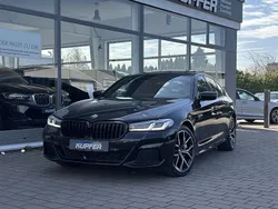 Saphirschwarz Gebraucht 2022 BMW 545e Performance Limousine | 49.900 € (Etwas zu teuer)