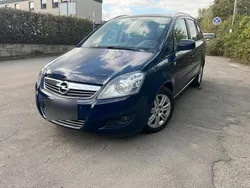 Blau Gebraucht 2012 Opel Zafira Family Van / Kleinbus | 4.990 € (Guter Preis)