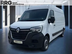 Mineral weiss Gebraucht 2024 Renault Master Van | 30.460 € (Etwas zu teuer)