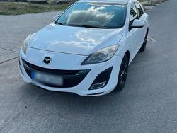Weiß Gebraucht 2010 Mazda 3 Kleinwagen | 3.200 € (Fairer Preis)