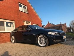 Blau Gebraucht 2011 BMW 523 Limousine | 9.990 € (Fairer Preis)