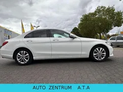 Weiß Gebraucht 2019 Mercedes C200 Avantgarde Limousine | 24.999 € (Superpreis)