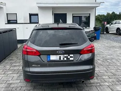 Grau Gebraucht 2018 Ford Focus Titanium Kombi | 9.200 € (Guter Preis)