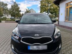 Schwarz Gebraucht 2015 Kia Carens Van / Kleinbus | 6.500 €