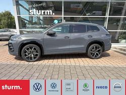 Delfingrau metallic Gebraucht 2025 VW Tayron R-line SUV | 61.980 € (Teuer)