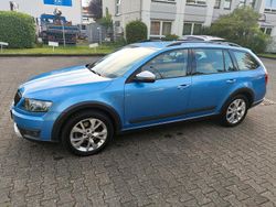 Blau Gebraucht 2015 Skoda Octavia Kombi | 12.150 € (Guter Preis)