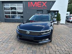 Blau Gebraucht 2015 VW Passat Highline Kombi | 10.990 € (Fairer Preis)