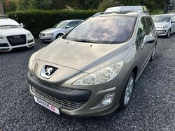 Grau Gebraucht 2010 Peugeot 308 Platinum Kombi | 4.795 € (Etwas zu teuer)