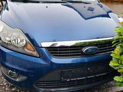 Blau Gebraucht 2009 Ford Focus Sport Limousine | 2.000 € (Guter Preis)