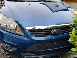 Blau Gebraucht 2009 Ford Focus Sport Limousine | 2.550 € (Fairer Preis)