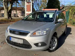 Grau Gebraucht 2008 Ford Focus Kombi | 2.400 € (Fairer Preis)