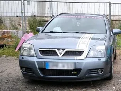 Grau Gebraucht 2004 Opel Vectra Kombi | 1.500 € (Fairer Preis)