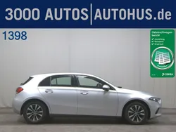 Silber Gebraucht 2021 Mercedes A200 Limousine | 20.980 € (Guter Preis)