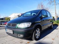 Dunkelgrün Gebraucht 1999 Opel Zafira Van / Kleinbus | 2.650 € (Etwas zu teuer)