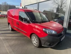 Rot metallic Gebraucht 2020 Fiat Doblò Van / Kleinbus | 10.990 € (Fairer Preis)