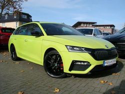 Grün Gebraucht 2023 Skoda Octavia RS Kombi | 34.980 € (Etwas zu teuer)