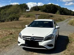 Weiß Gebraucht 2015 Mercedes A180 Urban Limousine | 11.590 € (Guter Preis)