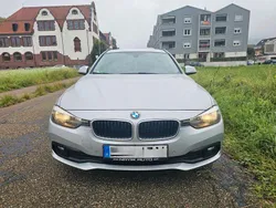 Silber Gebraucht 2016 BMW 318 Kombi | 9.600 € (Fairer Preis)