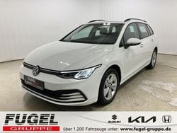 Pure white Gebraucht 2022 VW Golf VIII Life Kombi | 17.769 € (Superpreis)